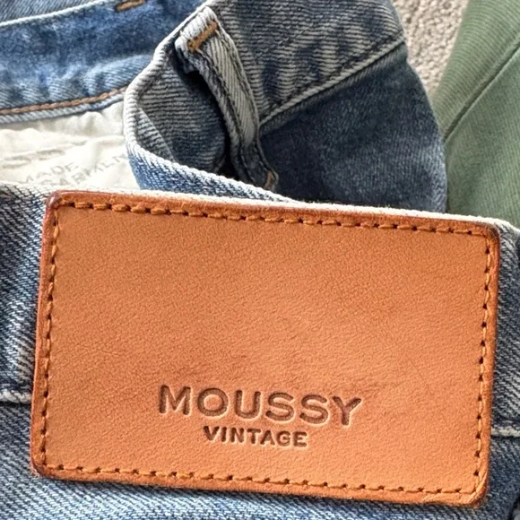 Moussy Light Blue Straight Leg Jeans - Picture 5 of 5